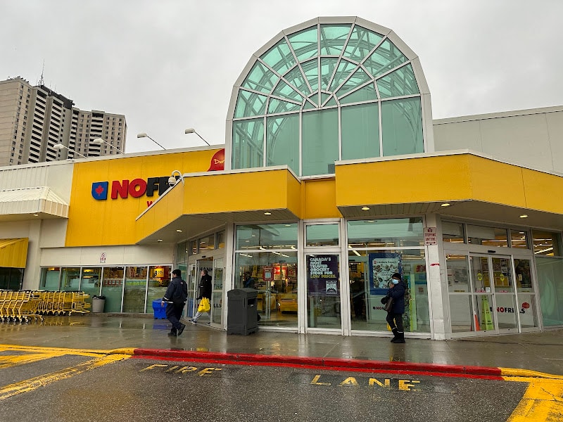 Durante's NOFRILLS North York