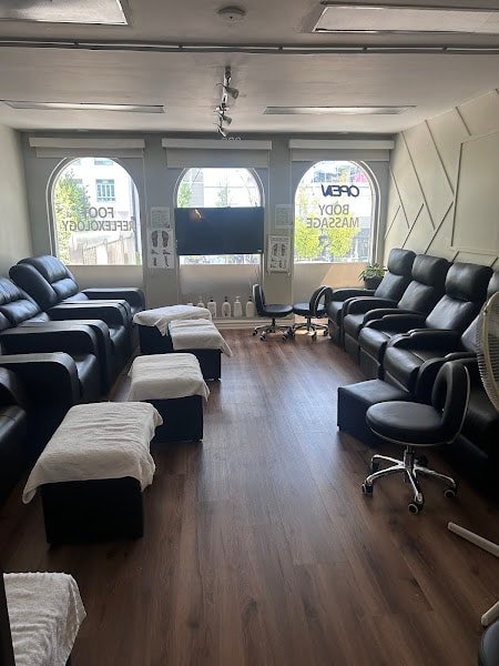 New Happy Feet Spa