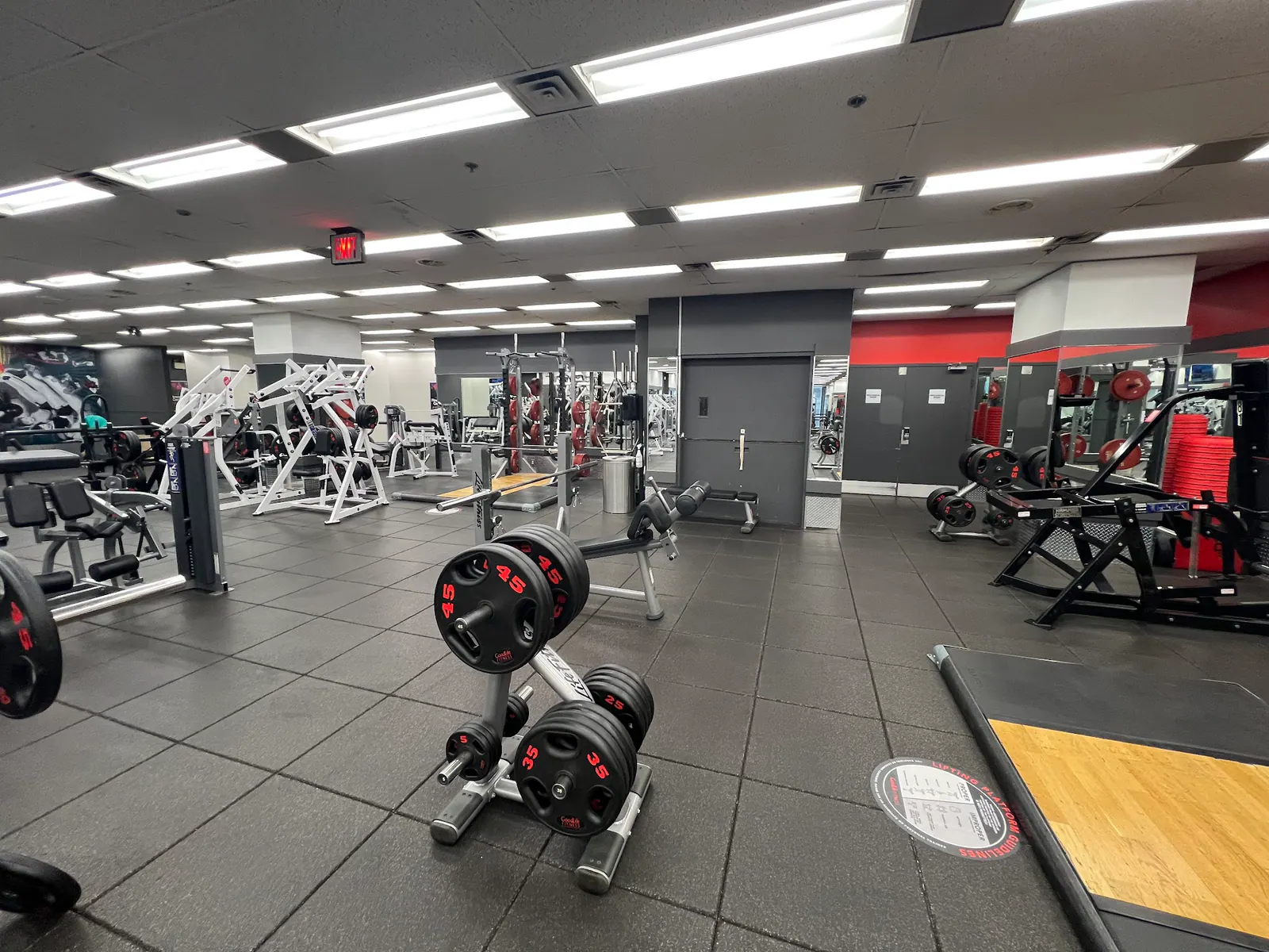 GoodLife Fitness Toronto Bloor and Bay