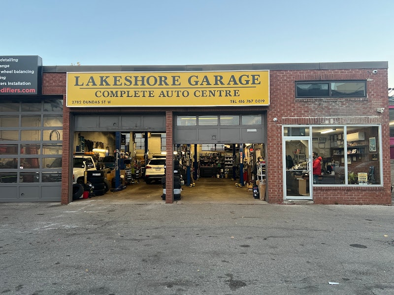 Lakeshore Garage