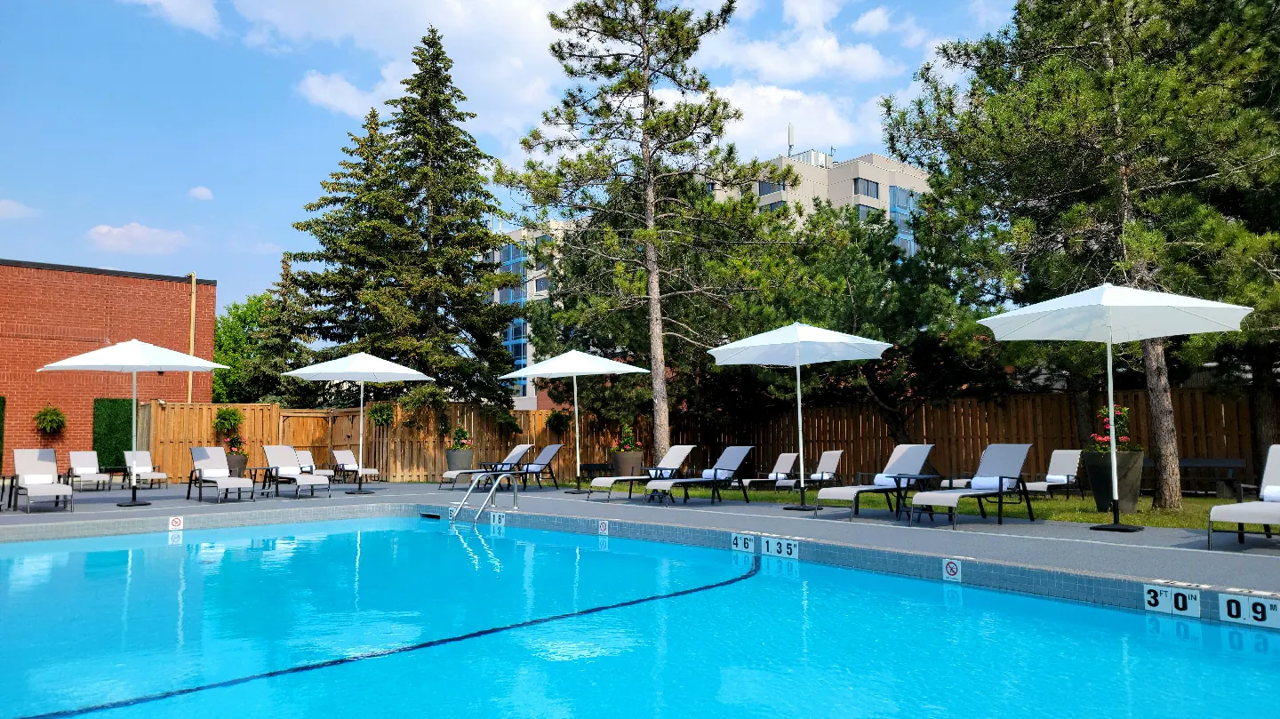 Parkway Fitness & Racquet Club