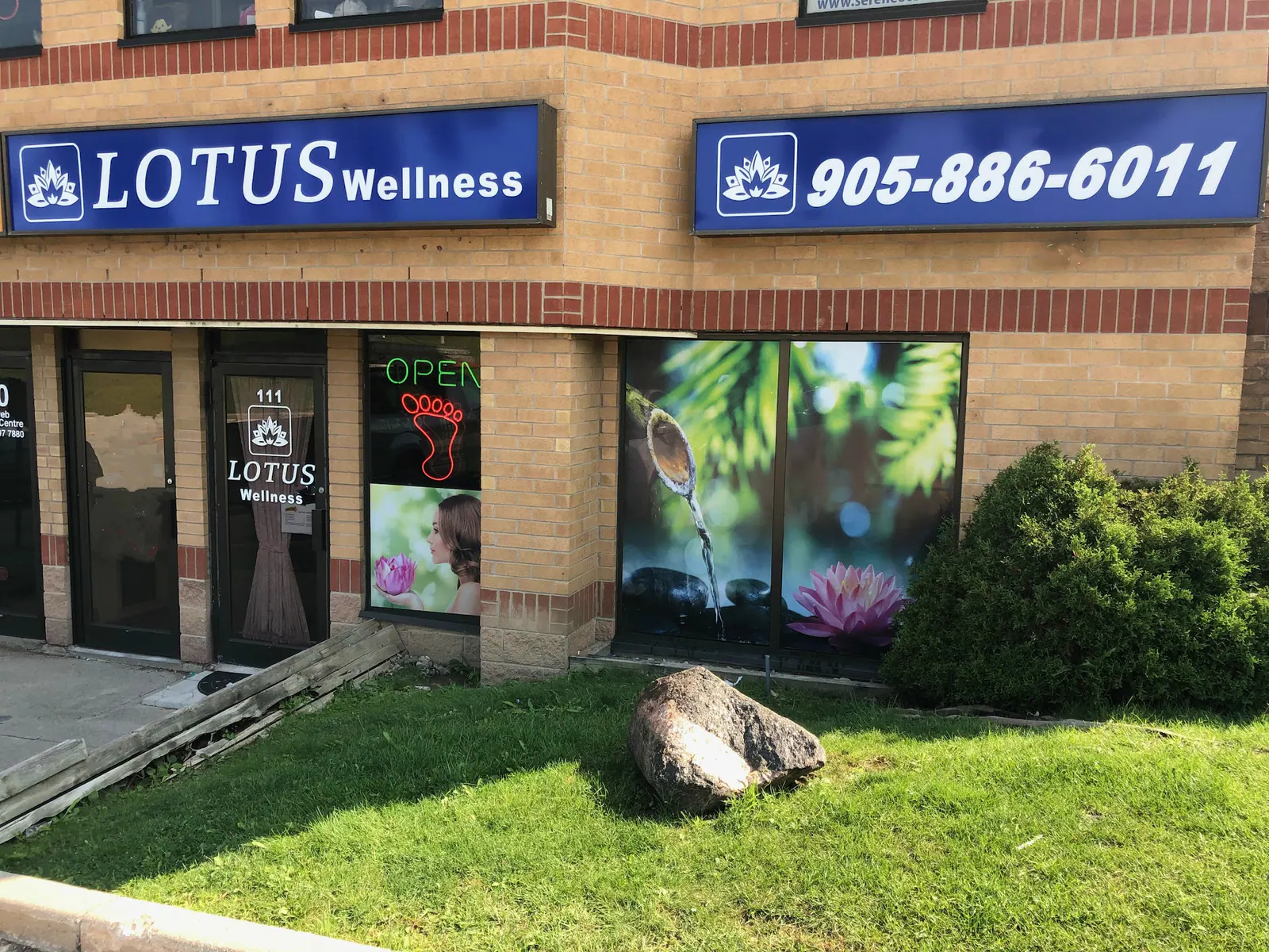 Lotus Wellness Centre & Massage Spa