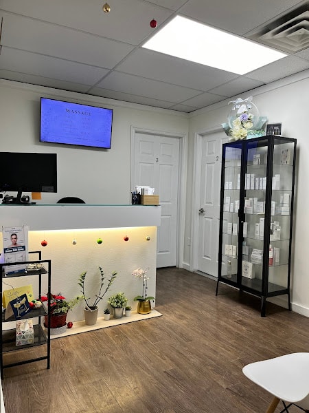 Hue Spa & Clinic
