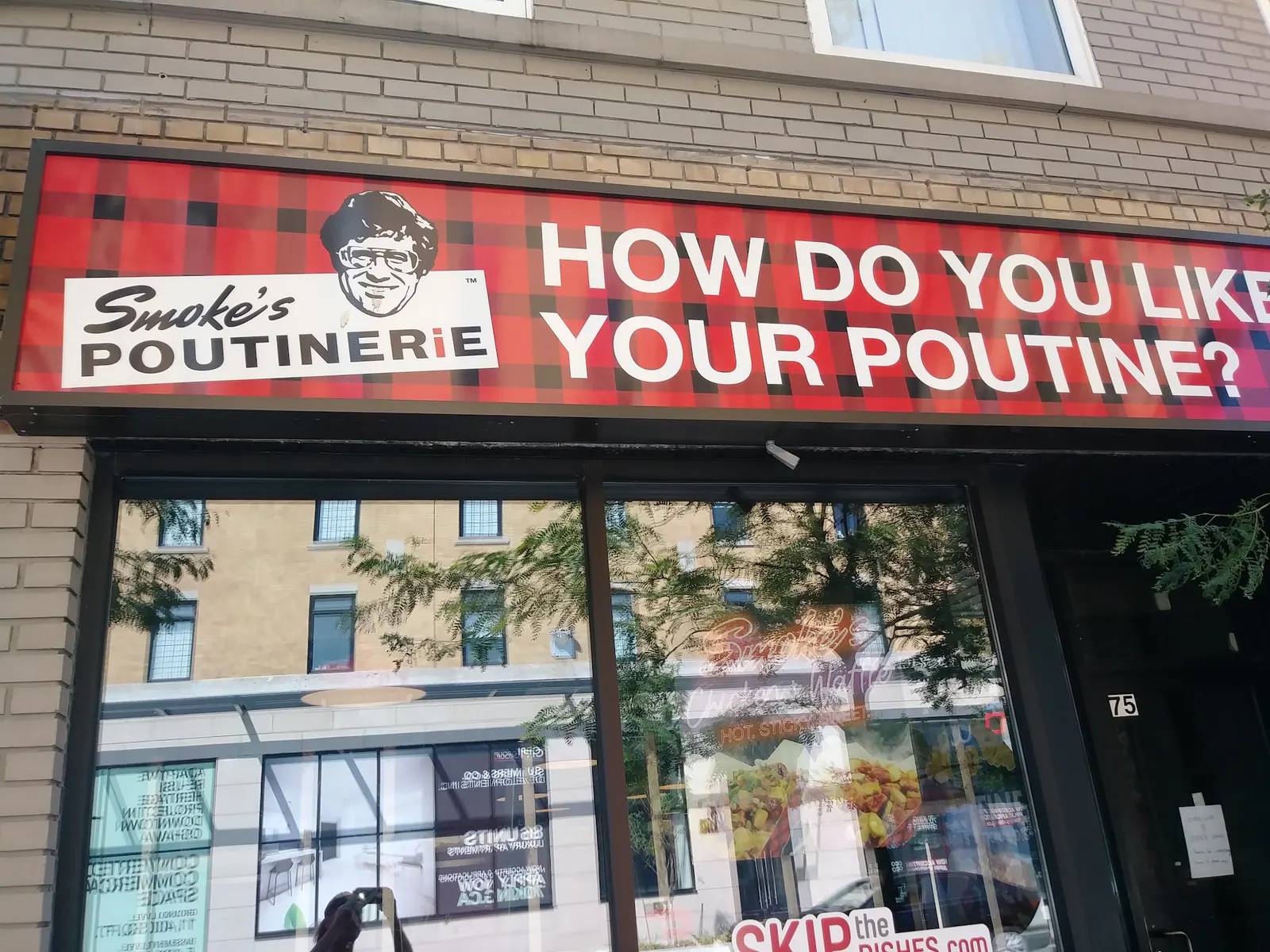 Smoke's Poutinerie Oshawa